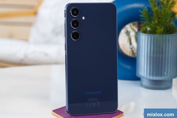You are currently viewing Samsung Galaxy A55: металеве диво середнього класу?